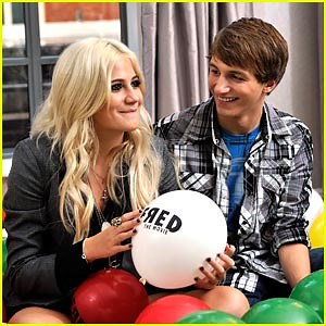 Pixie Lott & Lucas Cruikshank: Fred Friends