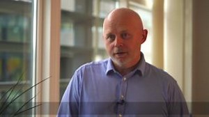 “Large meetings are difficult, and in this case, I have #PhonakRoger, which I can use and position in the room. It works well and allows me to follow what is going on”. http://ow.ly/Y53n50NRcoE #PhonakRogerOn #Audiology #HearingLoss | Phonak