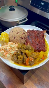 Sunday Dinner Vibes 👨🏾‍🍳🇯🇲🫴🏾🍽️ 😎 Curry Goat Barbecue Ribs Rice & Peas Coleslaw Sweetcorn #jamaicanchef #876forever🇯🇲🇯🇲🇯🇲🇯🇲🇯🇲🇯🇲 #jamaican #jamaicans #island #jamaicanfood #jamaicanchef #curry #curry #currygoat #travelchef #wisconsinchef #wisconsin #jamaicanculture #jamaicancuisine #food #foodporn #caribbean #islandlife#chicago #milwaukee #instafood #instachef #islandlife #caribbean #caribbeanfood #caribbeancuisine#barbecue #barbecueribs | Clay Boss