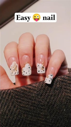 Elegant Nude & White Speckled Nail Art ✨ #nailart #nailsdesign #nudenails #minimalnails #shorts