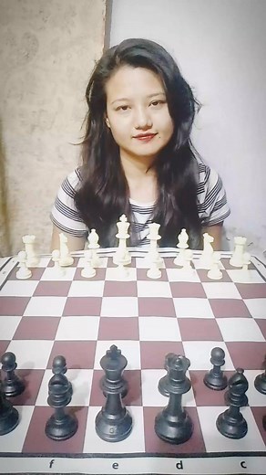 Tutorial for sacrificing early to get the win #itzchickmate #shortsreels #reelsfb #trendingreelsvideo #shortsviral #reel #Checkmate #reels #chessmaster #chessgame #chess | ItzChickmate