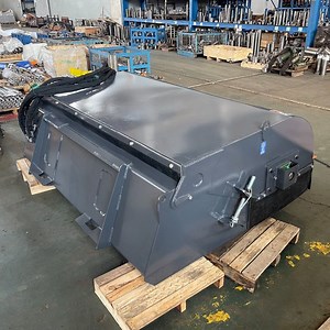 [Hot Item] ブラシスイーパー ホイールローダー PVC水タンク清掃機械