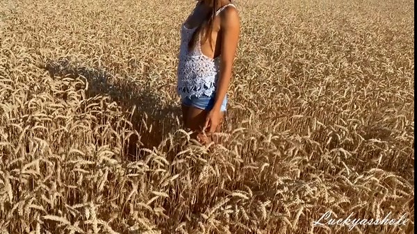 Morning public sex with a young beauty from a neighboring farm