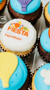 On cloud nine with our Balloon Fiesta cupcakes! ☁🎈🧁✨ Available until Sunday! #BalloonFiesta #CakeFetish #Albuquerque #ABQ #InternationalBalloonFiesta | Cake Fetish