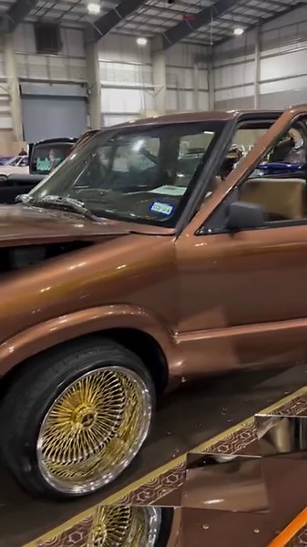 Exotic Minis #minitruckin #minitruck #lowridermagazine #lowridertruck Tilt Bed Evolution | LowridinFlickz