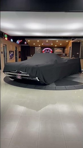 Check out this beautiful 1959 Pontiac Catalina Convertible😍 Available Now !