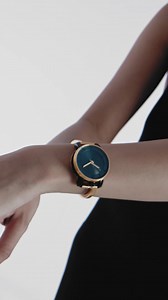 Free engraving with the code 𝗙𝗢𝗥𝗔𝗟𝗟𝗧𝗜𝗠𝗘 until the 26th of May. For you or to offer, give the gift of uniqueness. Discover the most emblematic FOB timepieces for women. Feminine, strong and signed pieces. FOB PARIS - Contemporary French watchmaking brand. | FOB PARIS