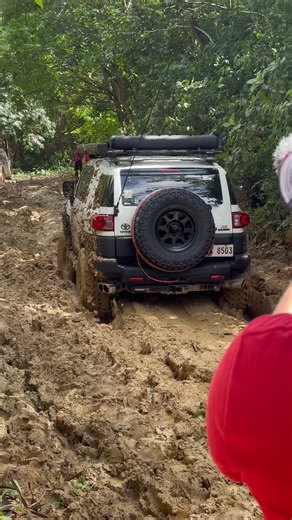 25K views · 491 reactions | Bukas showing na to! Hahahah Blake Episodes ang ingay mo si Mr. Everywhere kuha kuha lang bidjo 藍 Kamahalan  #JecEpisodes #Kamahalan #BlakeEpisodes #Mreverywhere #fjcruiser #fjcruiseroffroad #lumutantrail #fjcruiser4x4 #PilipinasOffroaders #PilOffs #enthusiastsincedayone #lumutantrail | Jec Episodes | Facebook