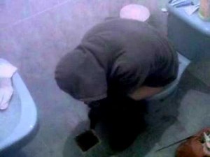 PERSONAS CAGANDO (INFRAGANTI), CAMARAS OCULTAS, BROMAS PESADAS #2