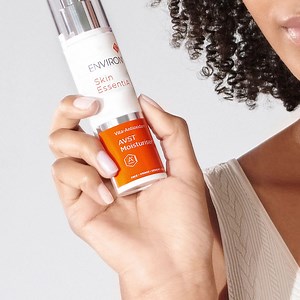 Did you know? Vitamin A (Retinyl Palmitate) is a vital, naturally found molecule in the skin. Scientific studies have shown that Retinyl Palmitate offers additional powerful photo-protective benefits because it can absorb UVB and UVA rays equivalent to SPF 201. Environ Skin Care has always supported a holistic skin protection approach: 🧬Daily topical vitamin A replenishment adequate antioxidant supplementation (promotes photo-protection from within skin cells) 🧬Daily use of a low SPF broad-spe