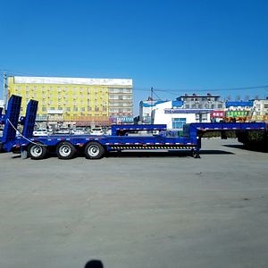 [Hot Item] 3 Axle 65 Ton Heavy Equipment 60 Tons Payload Lowboy Low Bed Semi Truck Trailer Low Bed Flat Semi Trailer for Sale