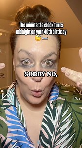 It turns 5pm, skincare gets done, pyjamas go on! 😁 I woke up to a house full of hungover younger family members! Never been so happy I gave up booze and was in bed watching Netflix at 8pm! Are you the same or would you have been partying with them? #over40 #over40women #perimenopausehealth #perimenopausesupport #over40andfabulous #funny #truestories | No Spring Chicken