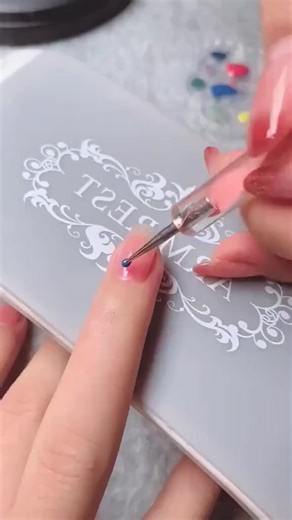 Dog finger nail style #dognailart #nailnaturale #nailstyle | 𝙏𝙖𝙩𝙩𝙤𝙤𝙨