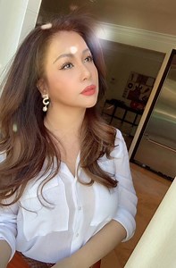 114K views · 10K reactions | Hôm nay nghe nhạc  bỗng cảm thấy tâm trạng xao động thế nào ấy. Đã lâu rồi không có cảm xúc như hôm nay. Lúc này phải chi có thể chạy ào vào phòng thu âm liền. “ MÃI NHƯ BÂY GIỜ “ https://youtu.be/YR8EgBtOPdk | Minh Tuyet | Facebook