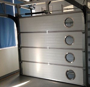 [Hot Item] 16X7 Automatic Residential Overhead Sectional Golf Cart Garage Door with Window and Pedestrian