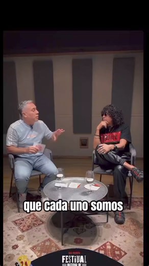 Por qué cada uno tenemos un poco de locura... Por qué hay LOCO que LOCO Nacen Por qué hay LOCO Que LOCO son Hay LOCO Que hacen LOCOS a los LOCO que no son.. Hay LOCO por experiencia hay LOCO por el Amor Yo me pasó la Vida haciéndome el LOCO y me la paso mucho mejor ❤️‍🩹👑🎙️❤️ El Loco Amato - Oficial El 1 🎙️👑 CRISTIAN ABEL AMATO ❤️🔥 | AMATEROS DEL IMPERIO