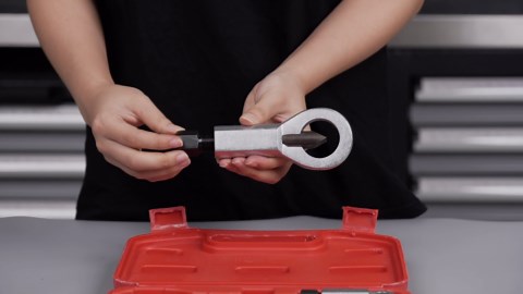 Metal Nut Splitter Tool 4pcs, 9mm - 27mm Nut Breaker Tool Heavy Duty for Removing Broken and Damaged Nuts