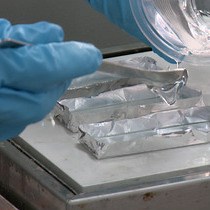 Video: Microfluidic Dry-spinning and Characterization of Regenerated Silk Fibroin Fibers