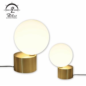 [Hot Item] Decorative Table Iron Glass G9 Light Source Standing Lights