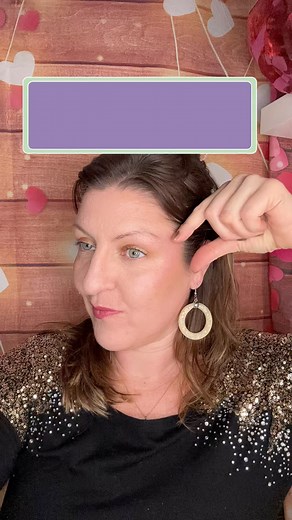 Tu mets parfois ton blush ou ton contouring trop bas ? C’est ce qui alourdit ton visage et donne un effet affaissé… 👉 Regarde la différence : dès que tu remontes un peu, ça lifte immédiatement ! Mes textures sont crémeuses, faciles à étaler, parfaites pour un effet naturel. Et pour un joli teint, ajoute toujours un blush ou une touche de chaleur : ça change TOUT ✨ Et en ce moment, ils sont tous en réduction… tu veux que je t’aide à choisir ta teinte ? 💬 Et en PROMO 😍 #EffetLifte #MakeupLiftin