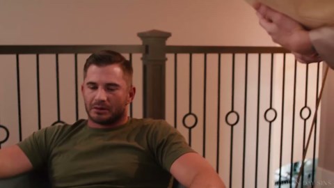 FilthyFamily - Sophia Locke Sofie Reyez The Beginning Of A Beautiful Threesome