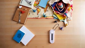 White Folding Scissors Safe Portable Travel Scissors Mini Scissor Foldable Telescopic Cutter Pocket with Keychain for Cutting, Scrapbooking, Crafting, Sewing，Cutting Tools