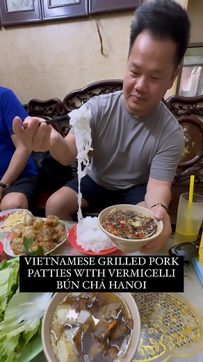 LOOKING FOR INSPIRATION/ BÚN CHẢ / VIETNAMESE GRILLED PORK PATTIES WITH VERMICELLI / A MUST TRY DISH WHEN VISITING HANOI Do what you love. Love what you eat. Location: Bún Chả Hàng Quạt 74 P. Hàng Quạt, Hàng Gai, Hoàn Kiếm, Hà Nội #buncha #hanoi #streetfood #hanoifood #foodyhanoi #travelforfood #lookingforinspiration #cheflife | GAO Viet Kitchen & Bar
