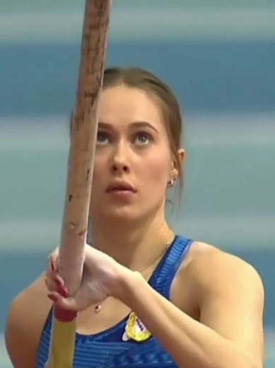 Polina Knoros: A Stunning Pole Vault Star