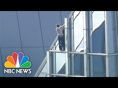 Video Shows Man Climbing Oklahoma's Tallest Building Before Being Taken Into Custody
