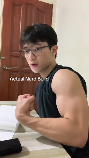 Nerd sleeper build workout: how to get a 'sleeper' gym nerd look