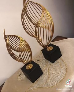 السعر فقط ب ٣٥ دينار طقم تحف معدن فاخر و ثقيل جدا الطول للكبيره ٤٤ سم الطول للصغيره ٣٣ سم ‎الكميه محدوده جدااا ...الأسعار تحت كل صورة... المعاينه قبل الدفع ‎يباع فقط أونلاين ....نوعية ممتازة .... ‎التوصيل الى جميع محافظات المملكة 🚕🚙🚗 ‎للطلب والاستفسار او التواصل عبر الواتس اب ☎️☎️☎️:0798775522 ‎#مفارش #حرامات #لحاف #عمان #الاردن #مسابل #مفارش_أطفال #أفخم_مفارش #كفر_سرير #مفرش_خارجي #مخدات #مفرش_ستان #رواب #رواب_حمام #روب_تركي #تيبل_لامب #سايد_لامب #ترند #مرايا #تحف #كريستال | ALMazen Store ال