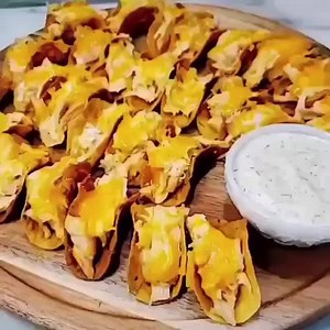 22 reactions | Low Carb Mini Buffalo Chicken Tacos Happy...