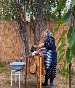 1.2K views | Sauce in the Stone Oven! Cooking A Whole Huge Fish with Vegetables #FoodLovers #QuickRecipes #Delicious #Yummy | Special Cooking | Facebook