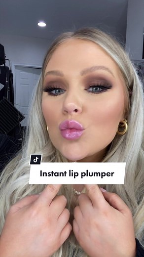 Enhance Your Look with Too Faced Maximum Plump Lipgloss