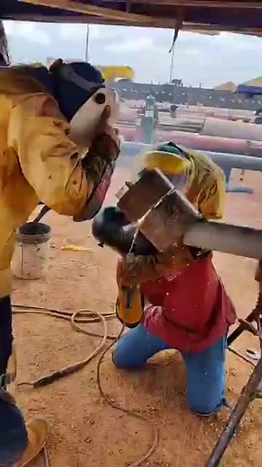 #fabricator #fitter #welder #fabricating | Pipe Fitters/Welder work