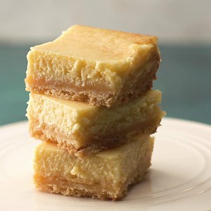 Quick & Easy Lemon Slice. It doesn't get much better than this! | New Idea Food