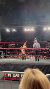 JJ Gale y Koseo Fujita intercambiando golpes en RevPro XI Anniversary show. Mucho futuro para ambos. #ElPep23 @elpep23 @njpw_Fujita @JJGale_PW @RevProUK #RevPro | Pro Wrestling World Peru - PWWP