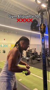 Gym Communication Etiquette: How to Talk in the Weight Room
