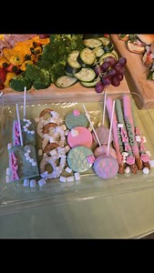 Alpha Kappa Alpha Sorority, Incorporated® Chi Eta Omega Chapter’s Generation Next Committee hosted a vision board party creating space for our members to connect, reflect, and intentionally prepare for what’s ahead. Purpose, sisterhood, and vision in action. 💕💚 #AKA1908 #SensationalSouthCentral #ChiEtaOmegaAKAs #ETAEra #GenerationNext #SoaringWithAKA | Chi Eta Omega AKAs Events