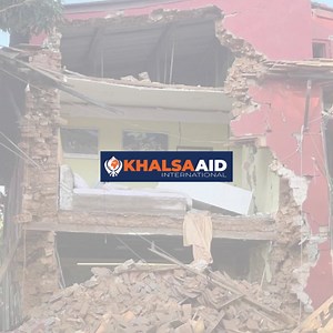 Khalsa Aid volunteer Marcus and the team are in #Nepal assisting those impacted by the devastating #NepalEarthquake. The team are conducting assessments over the next few days and will begin distributing hot food to displaced communities. #KhalsaAid #AidRelief #Sewa | Khalsa Aid International