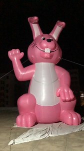 Very cute giant inflatable rabbit | Yantai Hello Inflatable Co.,Ltd