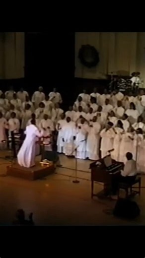 The St. James Adult Choir "I Need Him" 🔥 #GospelWorld #gospel #gospelmusic #musicagospel #music #musica #gospelchoir #corogospel #stjamesadultchoir #detroit #jimmydowell | Gospel World