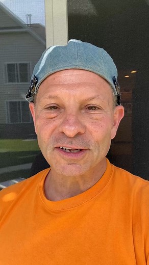 SEX | 23 JUN | 21H | TODD ISLER no JazzB . Garanta sua presença adquirindo a reserva antecipada: Sympla: www.sympla.com.br/jazznosfundos Site: www.jazzb.net . Todd Isler é baterista, percussionista e compositor. Fez turnês e estudou ao redor do mundo, absorvendo os modos de saber e de fazer a música a partir da África, Índia, Brasil, Japão além de diversos países europeus. Atualmente, Todd lidera International Orange e The Aeolian Trio, mostrando sua habilidade na bateria e outros instrumentos d