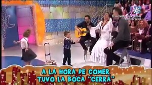 Alejandro le canta a Maria del monte. Menuda noche. | Benito Gamez