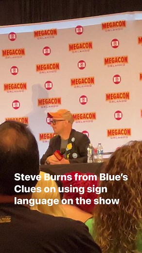 #SteveBurns #BluesClues #megacon #megaconorlando #megacon2023 #ASL #hosted #disneyover50 DisneyOver50.com | DisneyOver50