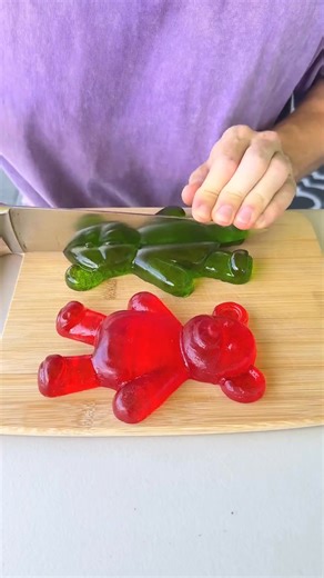 How to Share Giant Gummy Bears Properly 😎🍭❤️ | Marta & Rustam
