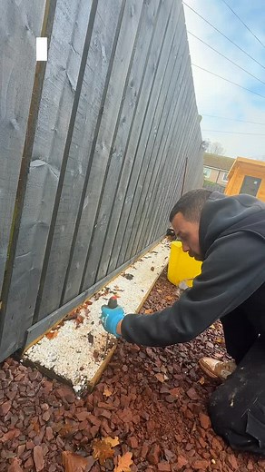 345K views · 4K reactions | Part 90 of trying to renovate my garden using a ChatGPT design 烙 Finally tackled one of our early fuck-ups, ripped out that white stone border that’s been annoying me since day one  Now we’re toying with the idea of a clean grey brick edge for the AstroTurf  Progress feels good again  #chatgptgarden #dodgygardener #diy #garden #gardening #landscaping #homeimprovement #ukgarden #gardenproject #fyp | The Dodgy Gardener | Facebook