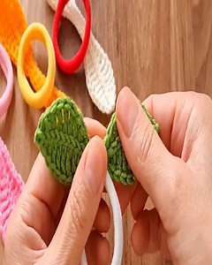 Crochet Hairband Ideas | Yarn Designer