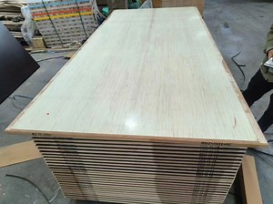[Hot Item] Bamboo Container Floor 28mm Shipping Container Flooring Plywood 1160*2400*28mm