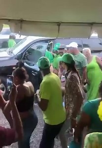 #showers labourite ✌️ ✌️ ✌️ ✌️ Mike Henry #outside This video features materials protected by the Fair Use guidelines of Section 107 of the Copyright Act. All rights reserved to the copyright owners. ©️ | Jamaicans OVA YAH SUH